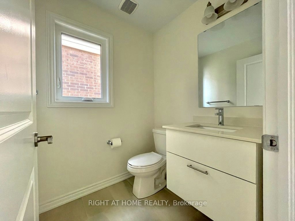 63 Phoenix Boulevard, Barrie, ON, L9J 0P7 - 5