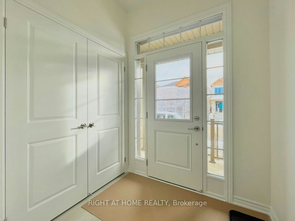63 Phoenix Boulevard, Barrie, ON, L9J 0P7 - 6