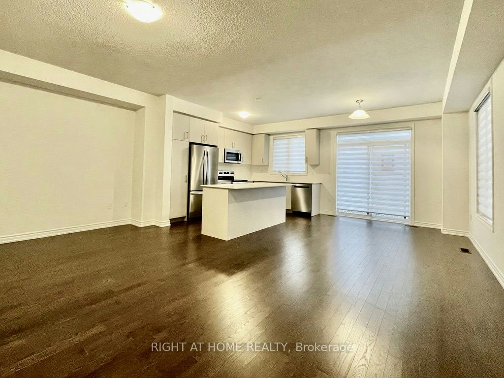 63 Phoenix Boulevard, Barrie, ON, L9J 0P7 - 3