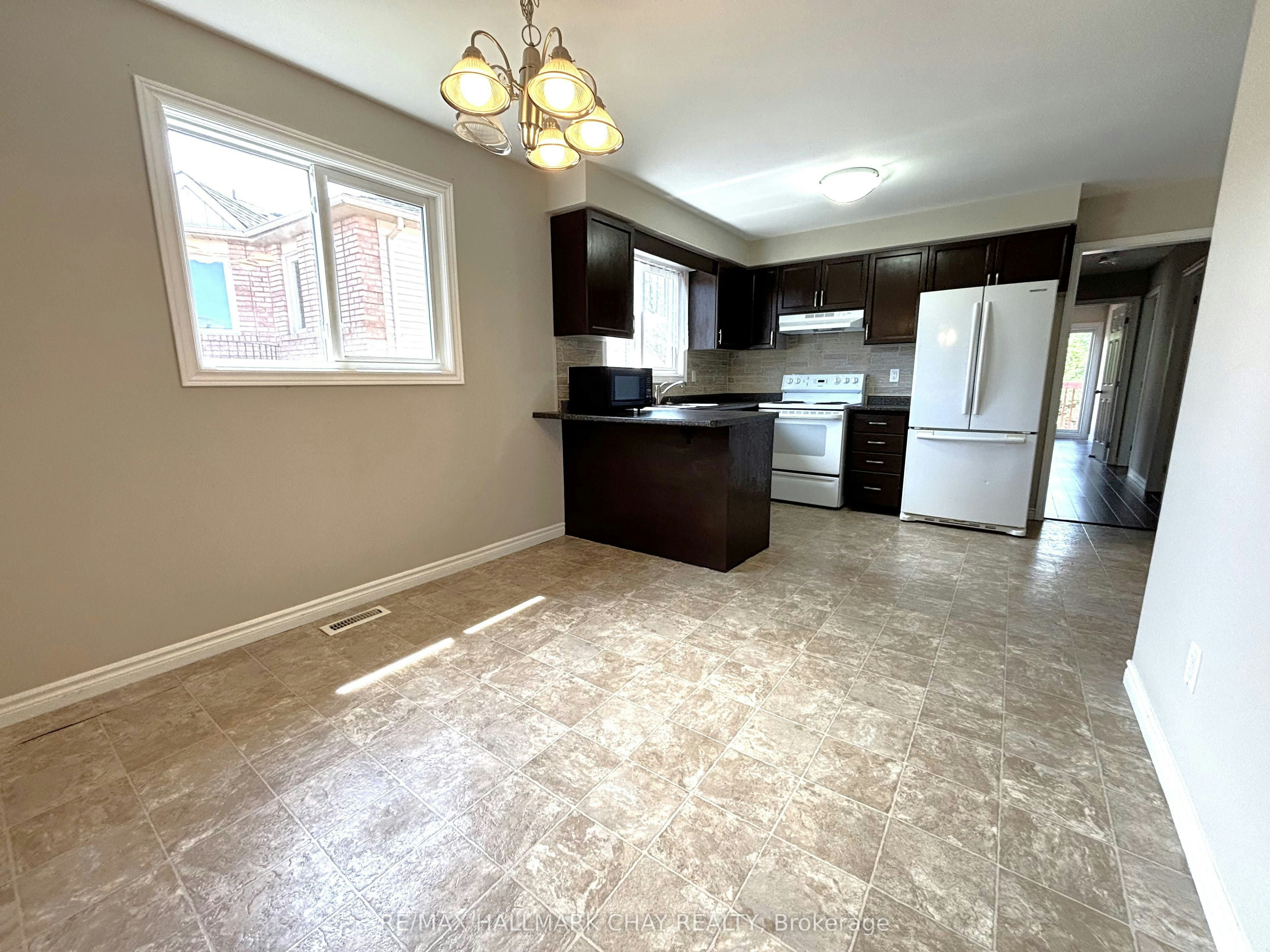 A-36 Porritt Street, Barrie, ON, L4N 6Y3 - 7