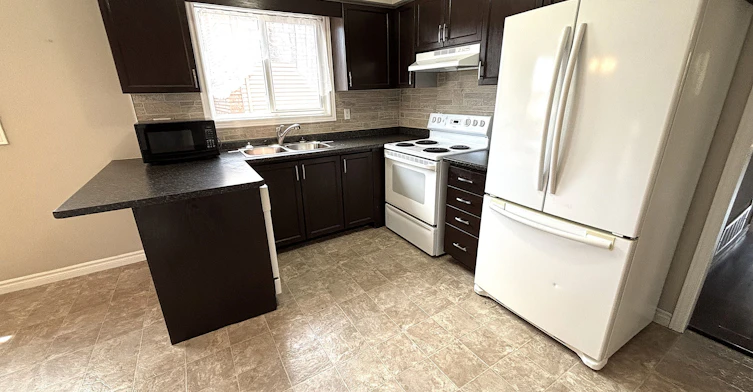 A-36 Porritt Street, Barrie, ON, L4N 6Y3 - 9