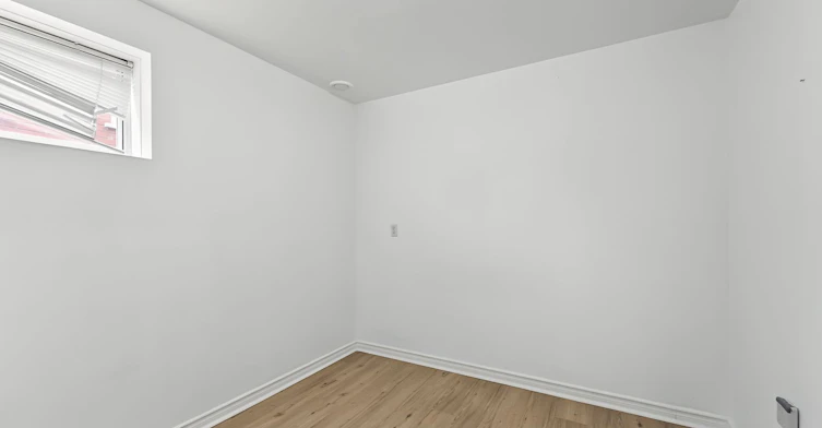 Lower-37 Forest Dale Drive, Barrie, ON, L4M 6M7 - 6