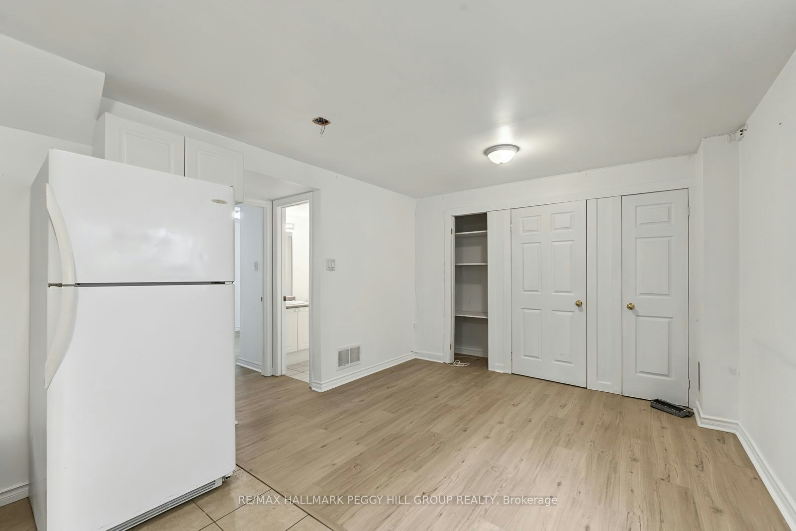 Lower-37 Forest Dale Drive, Barrie, ON, L4M 6M7 - 4