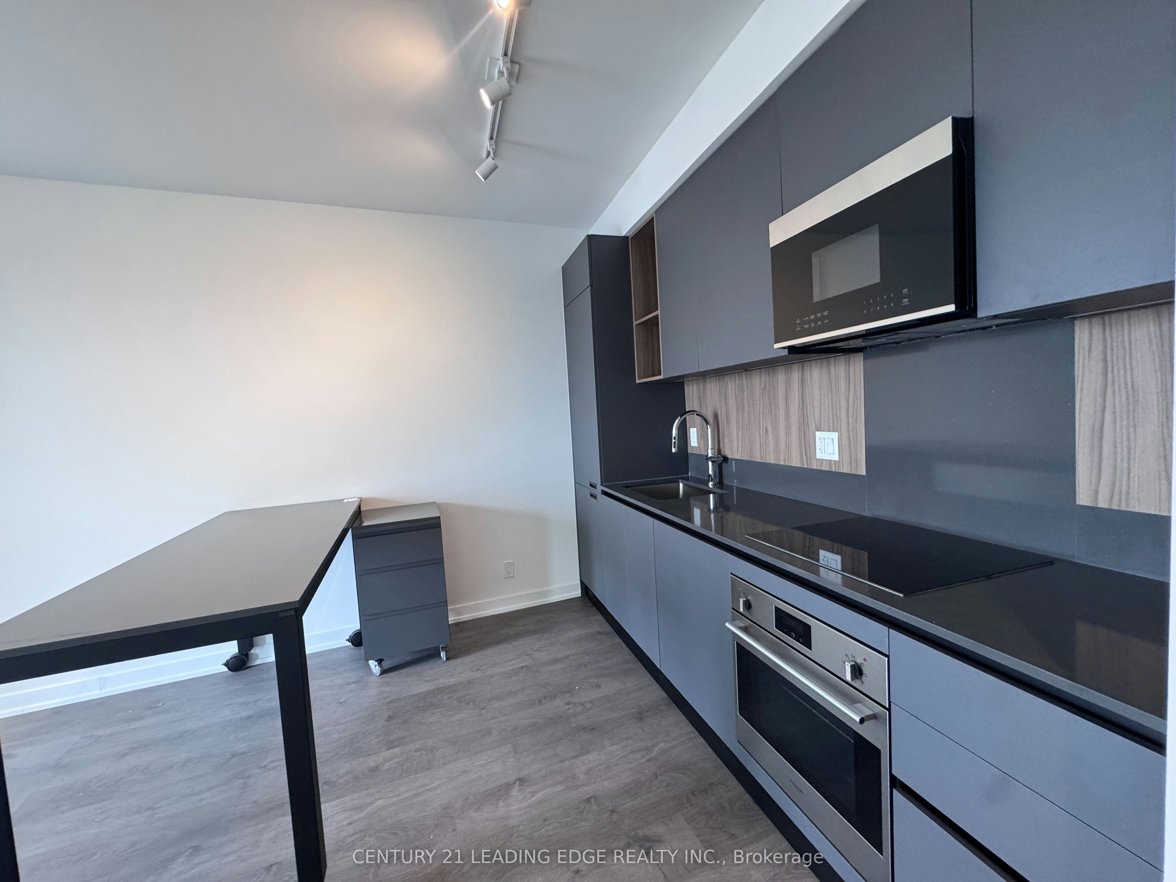 1606-39 Mary Street, Barrie, ON, L4N 1S9 - 7