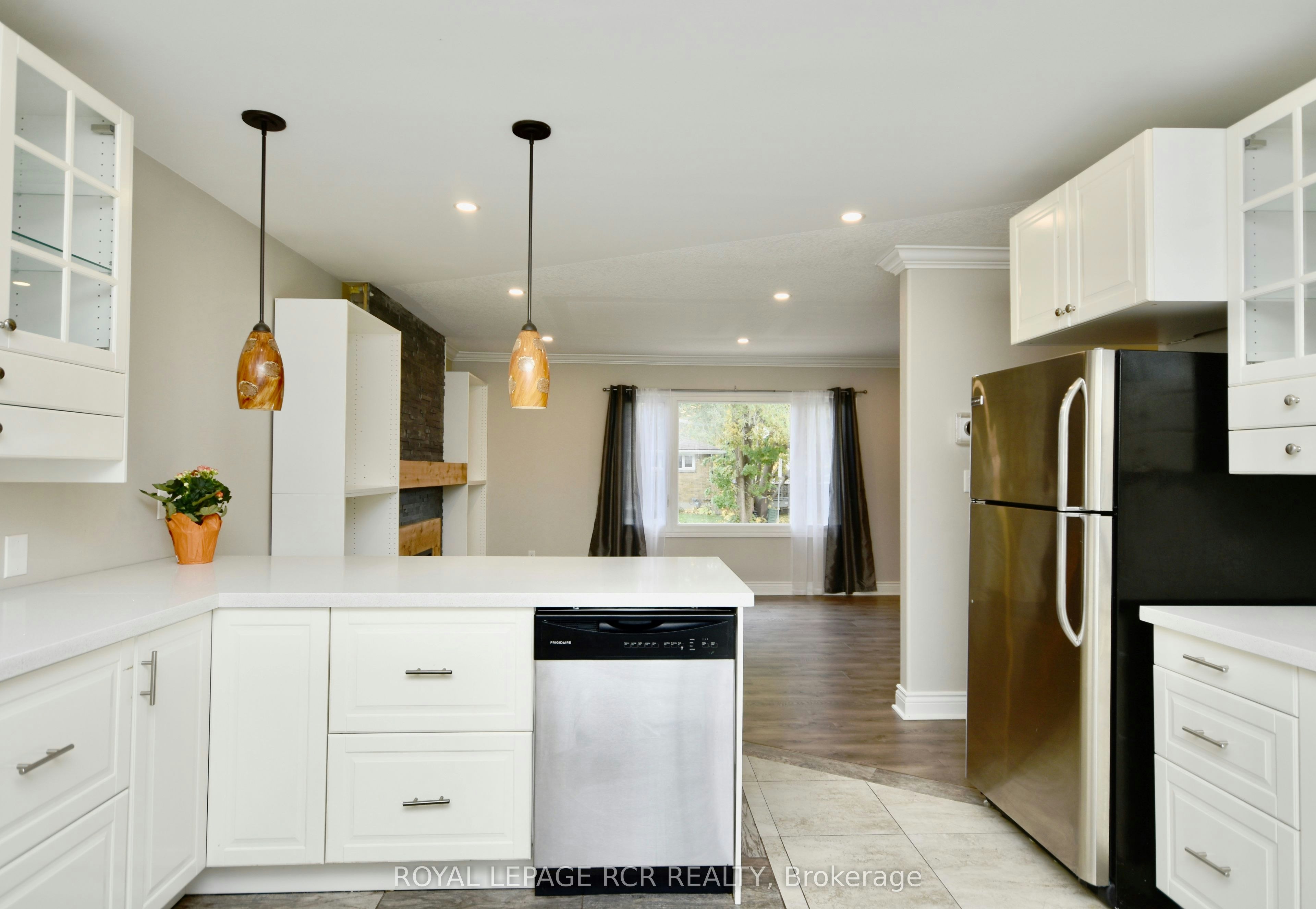 52 Drury Lane, Barrie, ON, L4M 3C8 - 5