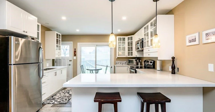 52 Drury Lane, Barrie, ON, L4M 3C8 - 2