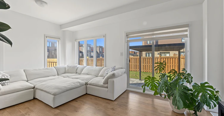 11 Turnberry Lane, Barrie, ON, L9J 0M8 - 6