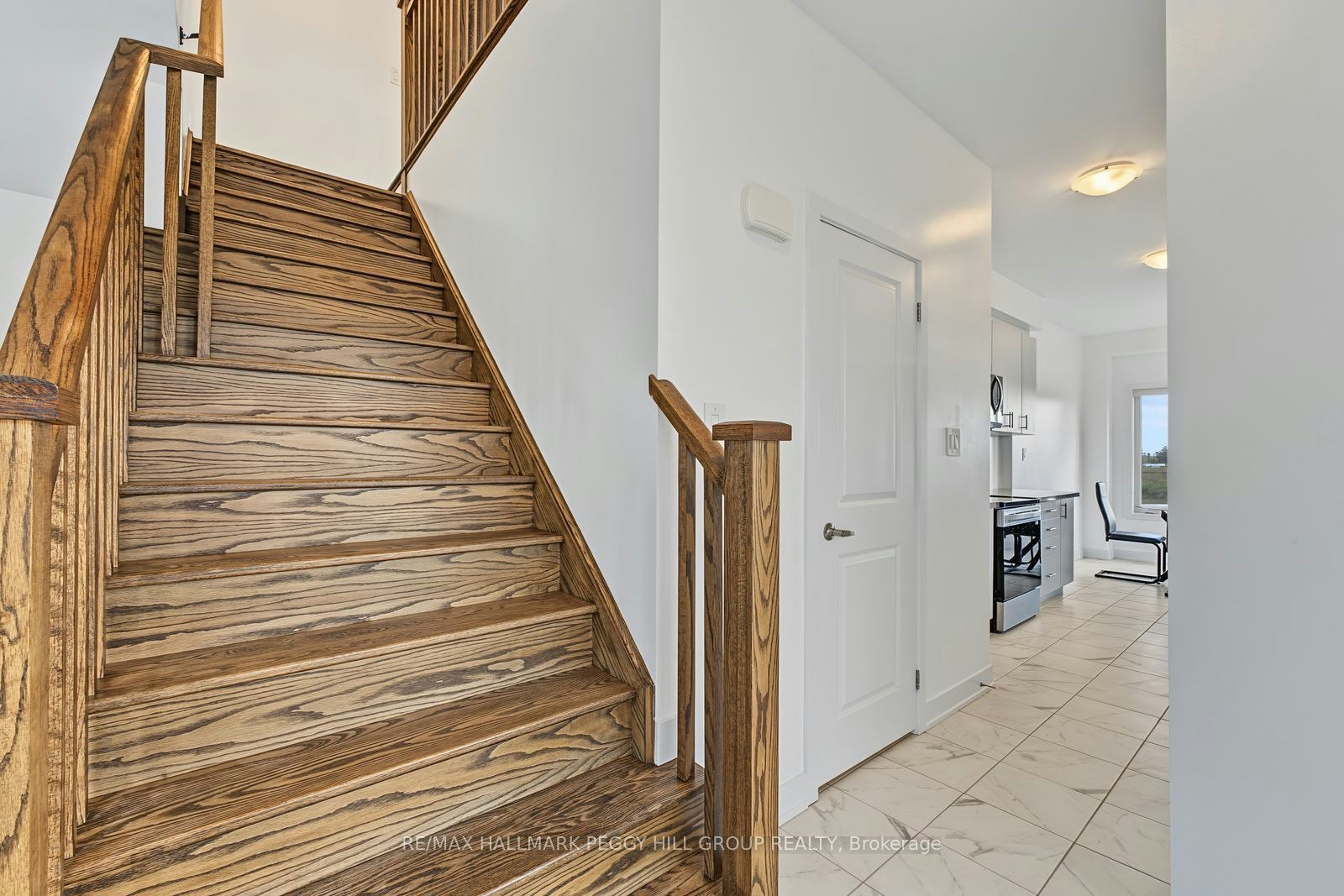 11 Turnberry Lane, Barrie, ON, L9J 0M8 - 8