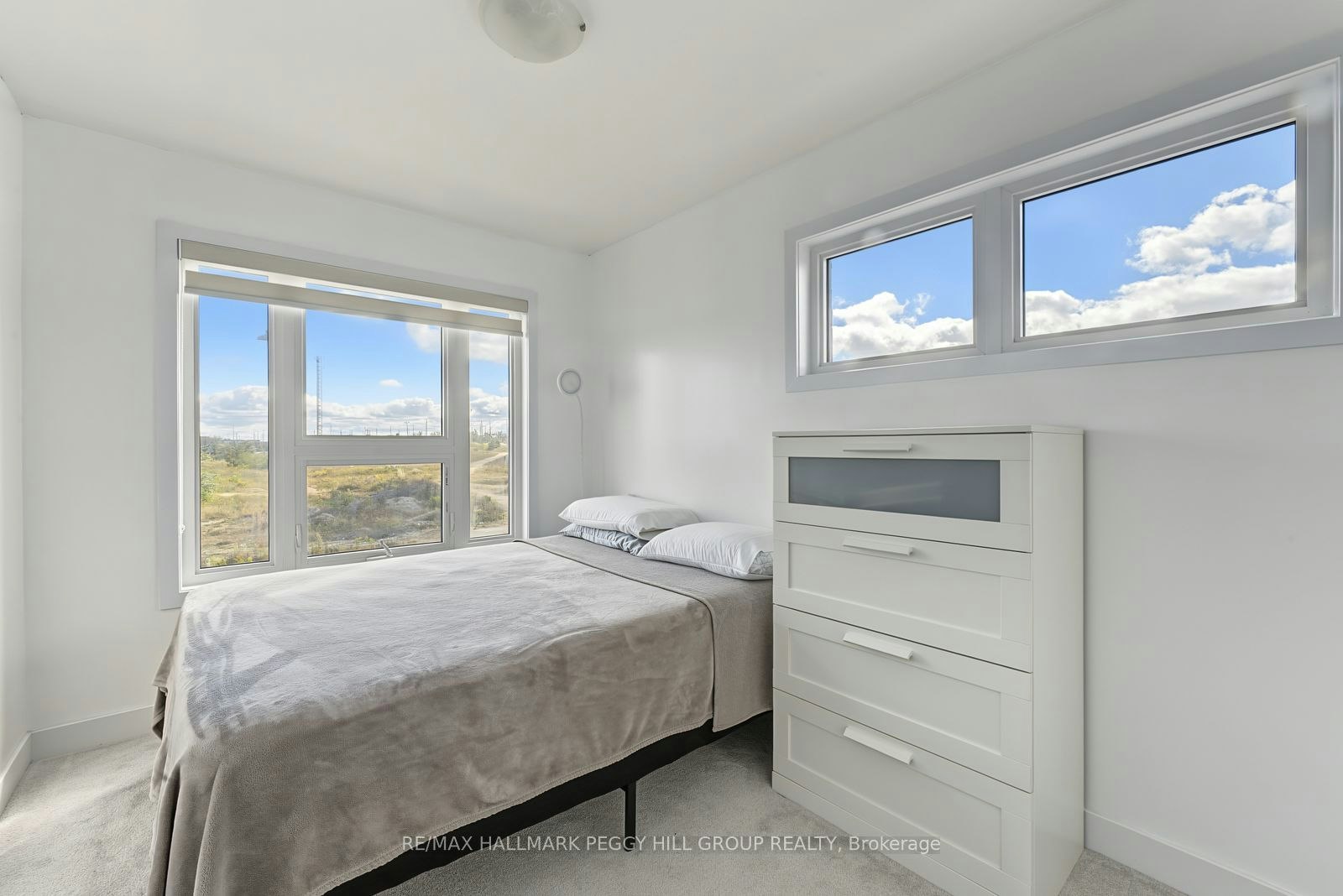 11 Turnberry Lane, Barrie, ON, L9J 0M8 - 12