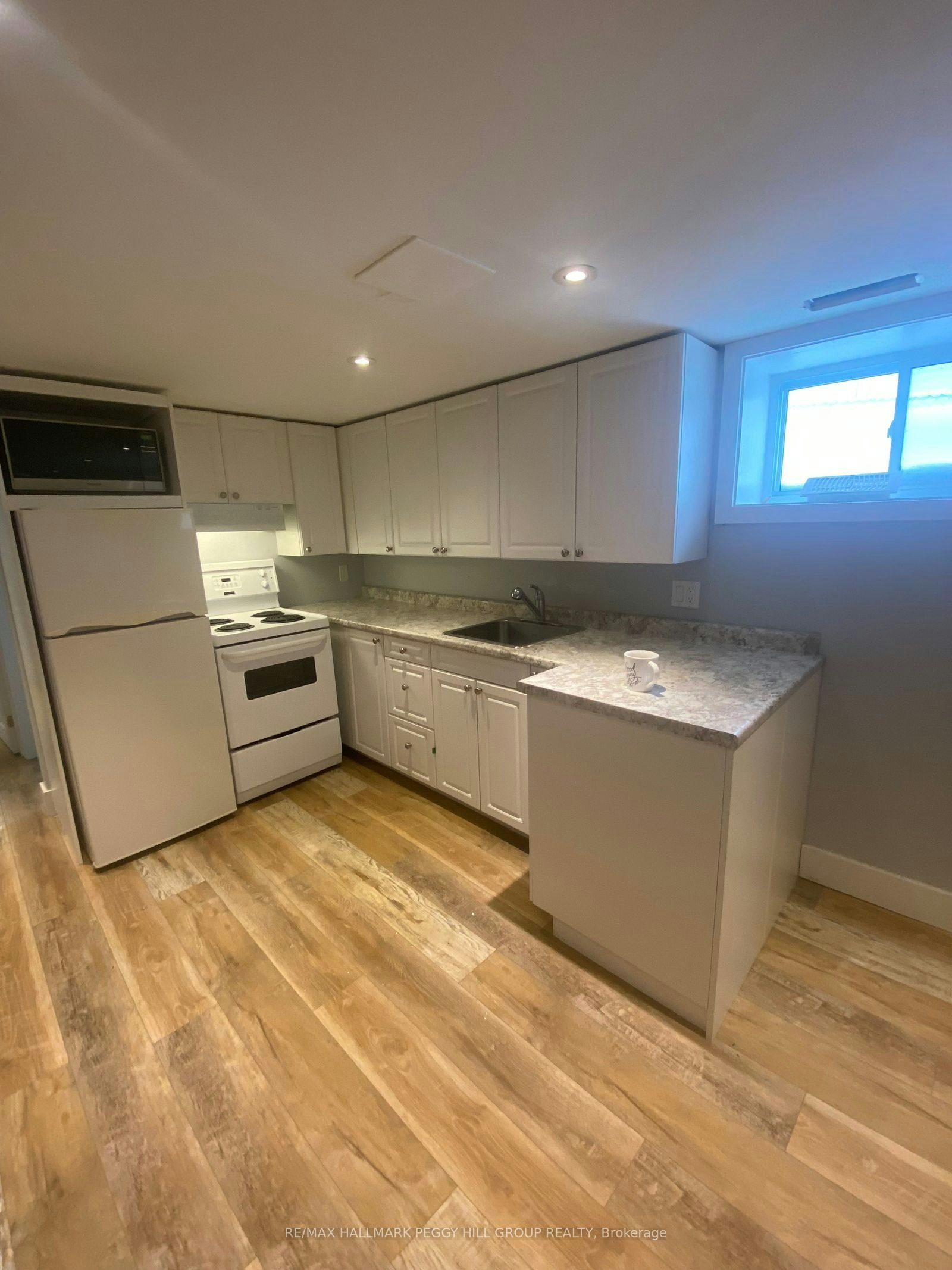 Lower-148 Penetang Street, Barrie, ON, L4M 1V8 - 5