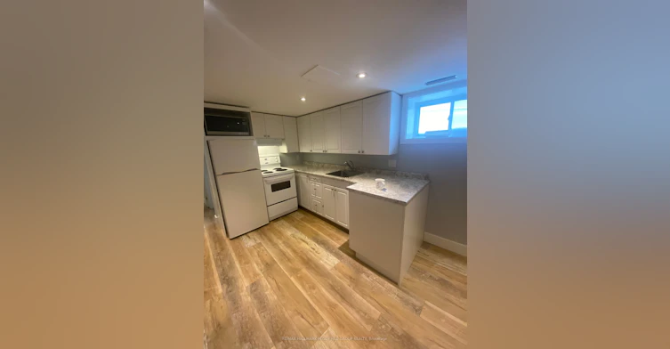 Lower-148 Penetang Street, Barrie, ON, L4M 1V8 - 5