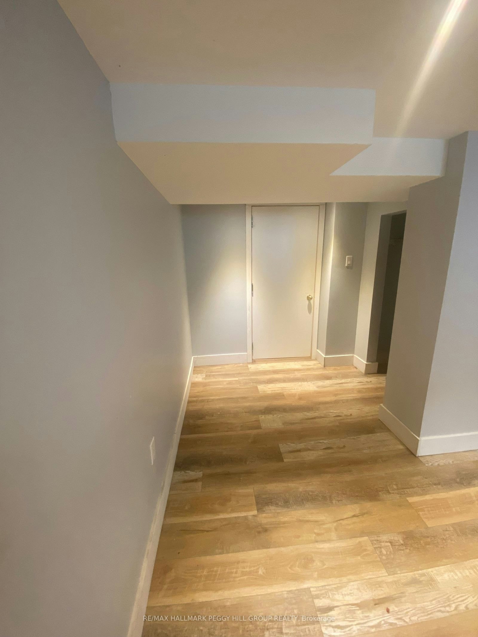 Lower-148 Penetang Street, Barrie, ON, L4M 1V8 - 3