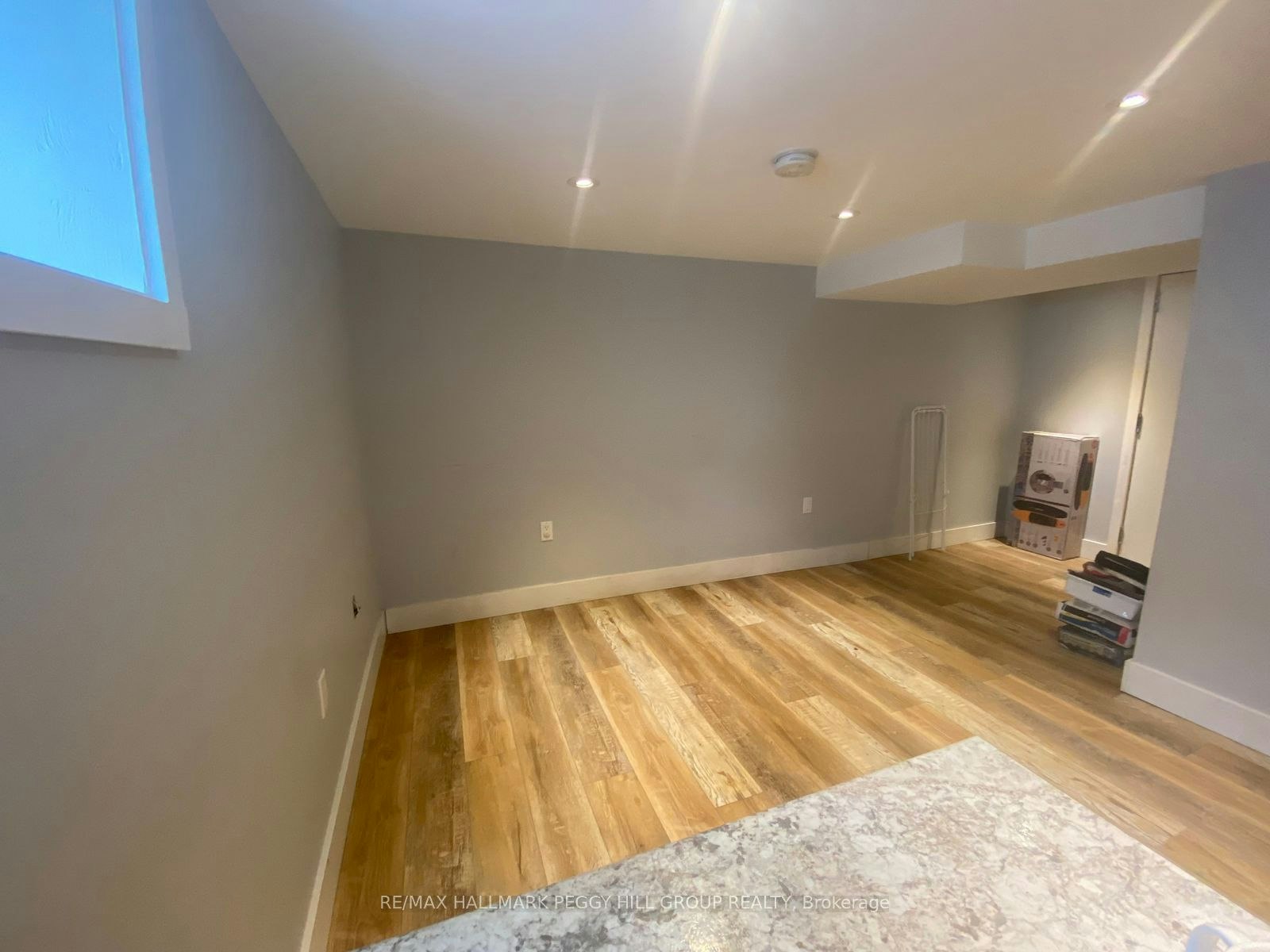 Lower-148 Penetang Street, Barrie, ON, L4M 1V8 - 6
