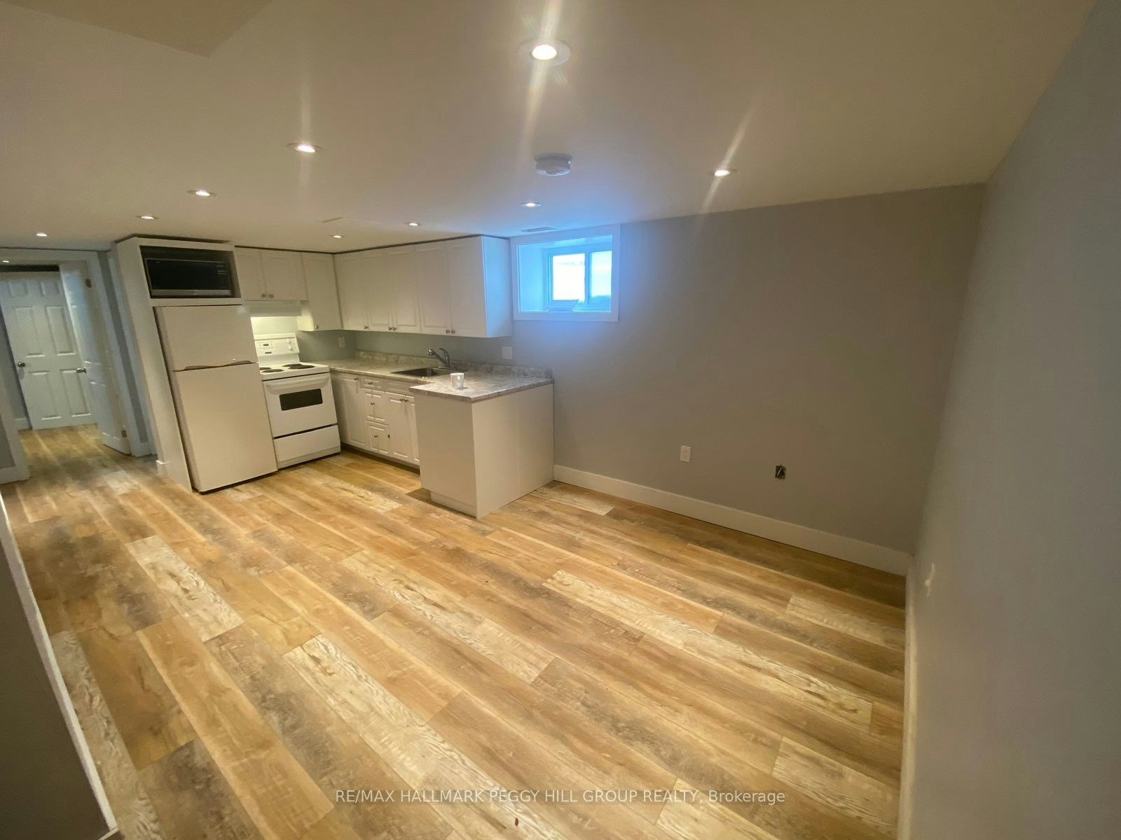 Lower-148 Penetang Street, Barrie, ON, L4M 1V8 - 4