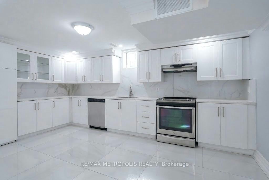 BSMT-121 Livingstone Street E, Barrie, ON, L4M 6X5 - 4
