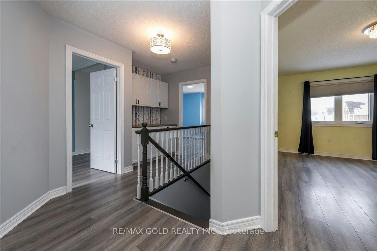 117 Bentley Crescent, Barrie, ON, L4N 0Z1 - 8