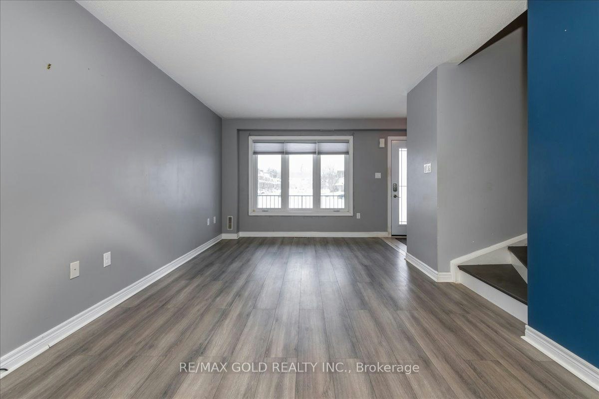 117 Bentley Crescent, Barrie, ON, L4N 0Z1 - 3
