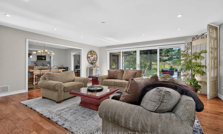 98 Idlewood Drive