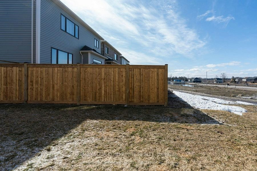 15 Valleybrook Road, Barrie, ON, L9J 0L4 - 9