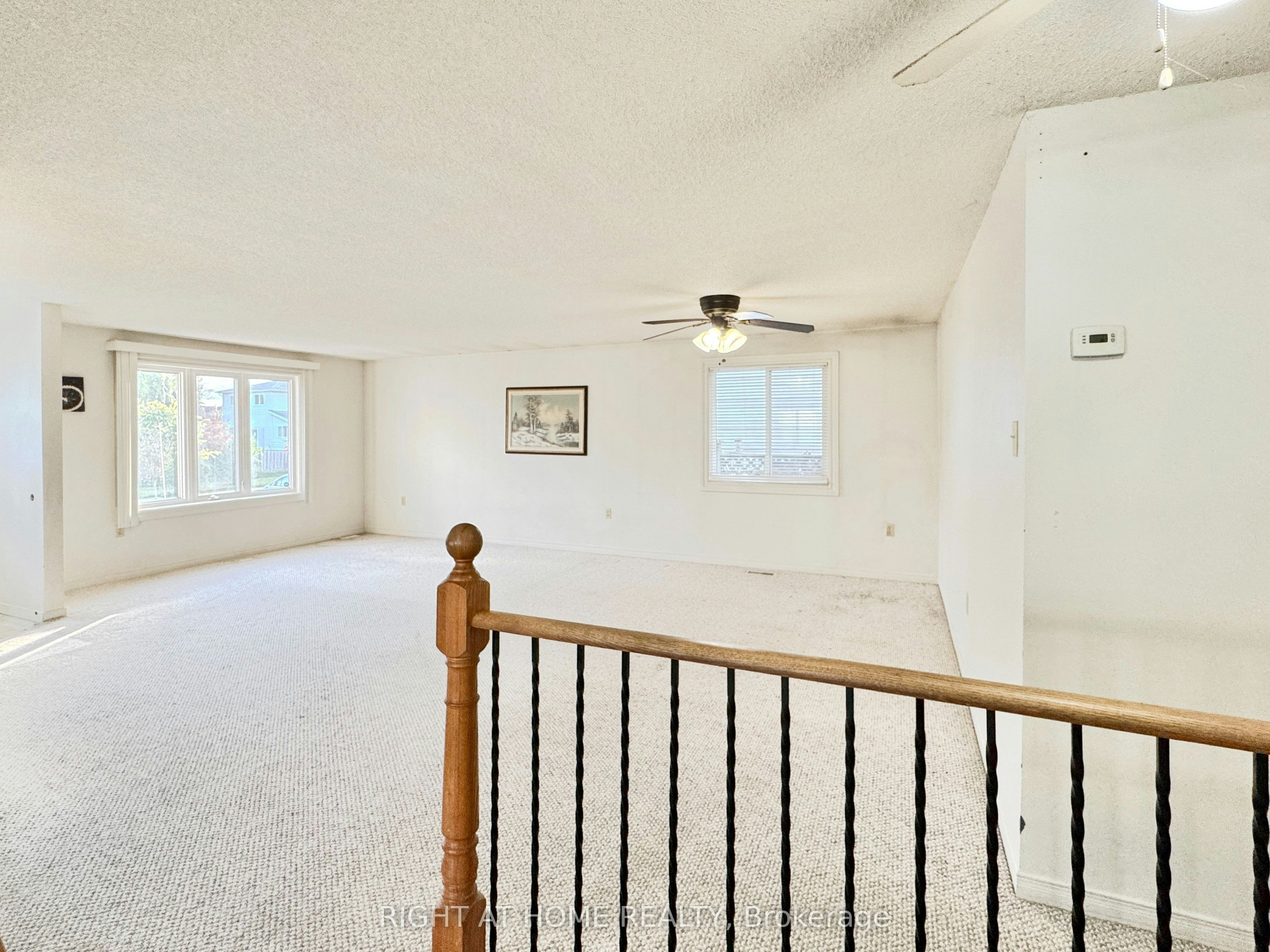 6 Hickling Trail, Barrie, ON, L4M 5V7 5