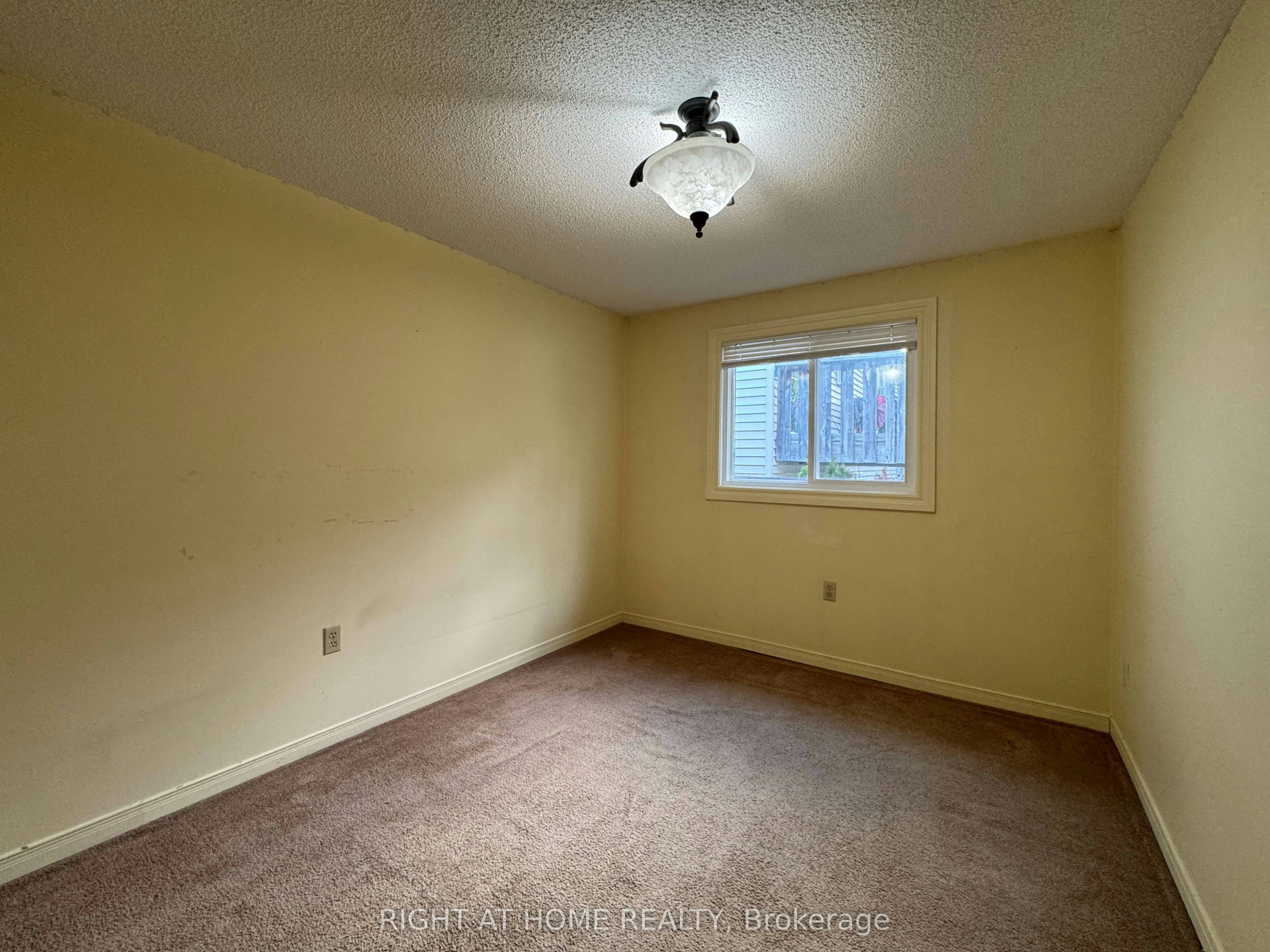 6 Hickling Trail, Barrie, ON, L4M 5V7 - 9