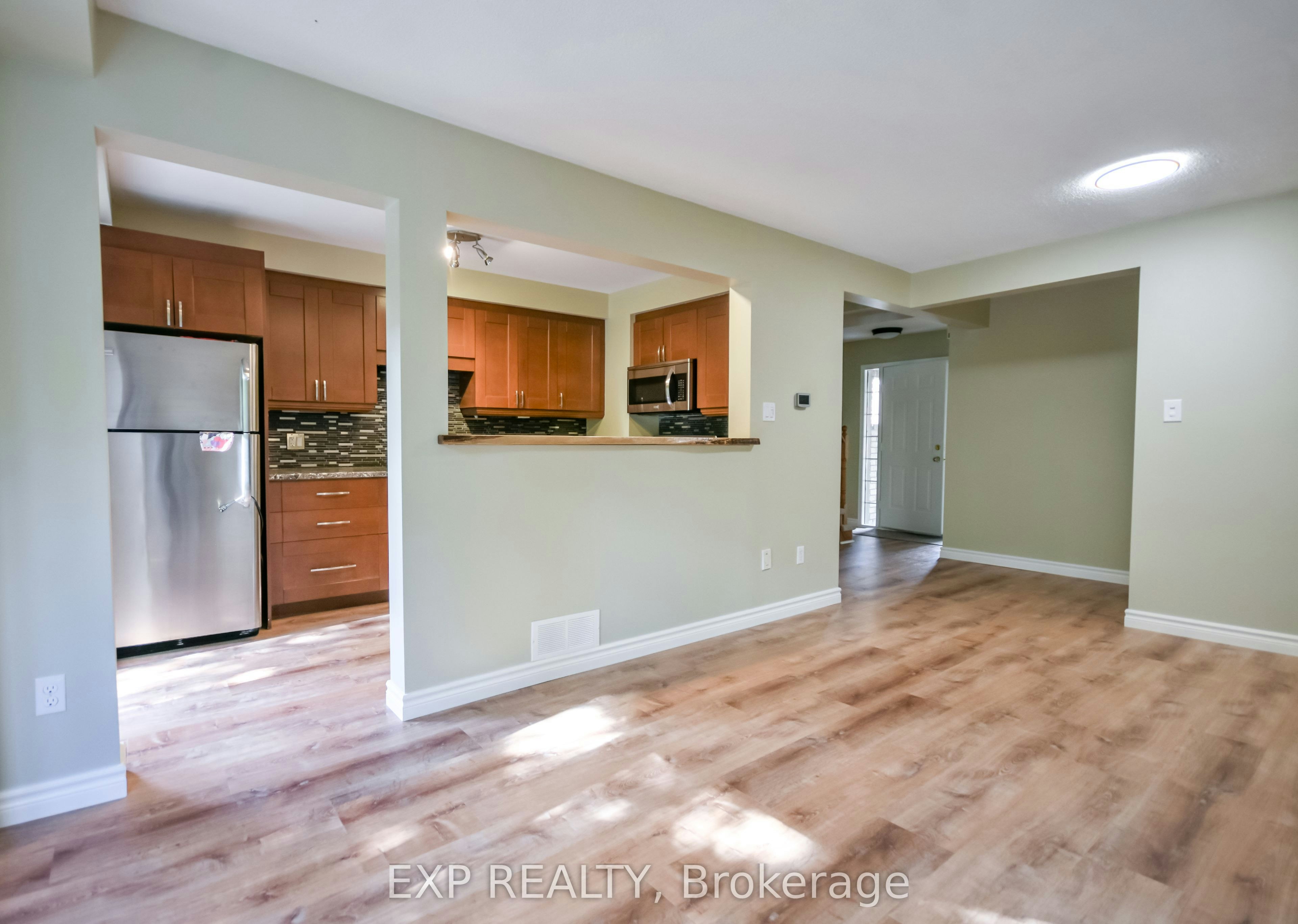 14-492 Laclie Street, Orillia, ON, L3V 7V2