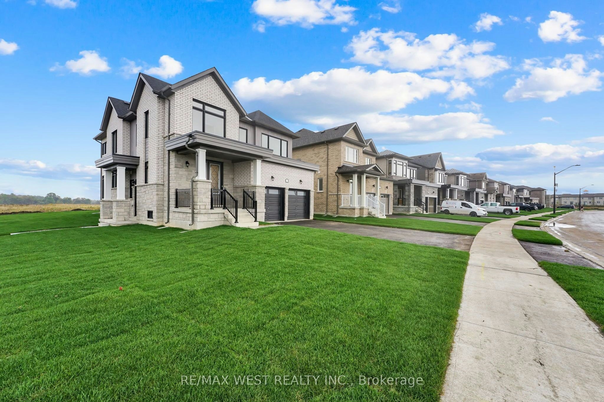 160 Union Boulevard, Wasaga Beach, ON, L0M 1S0