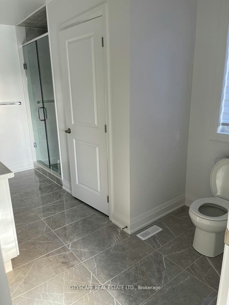 15 Barnyard Trail, Barrie, ON, L9J 0Y1 - 15