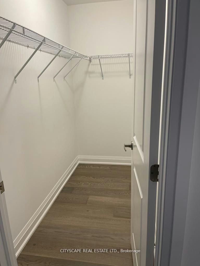 15 Barnyard Trail, Barrie, ON, L9J 0Y1 - 13