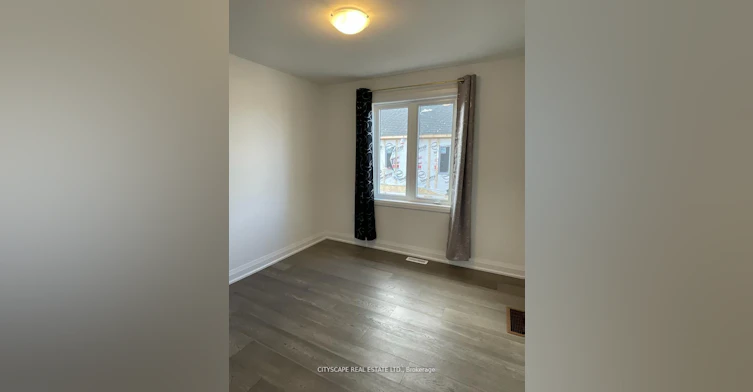 15 Barnyard Trail, Barrie, ON, L9J 0Y1 - 12