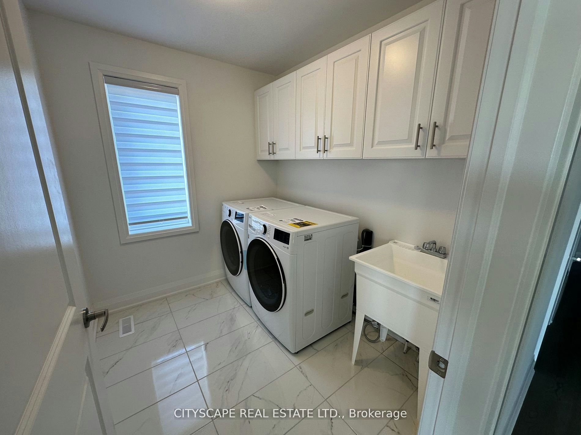 15 Barnyard Trail, Barrie, ON, L9J 0Y1 - 21
