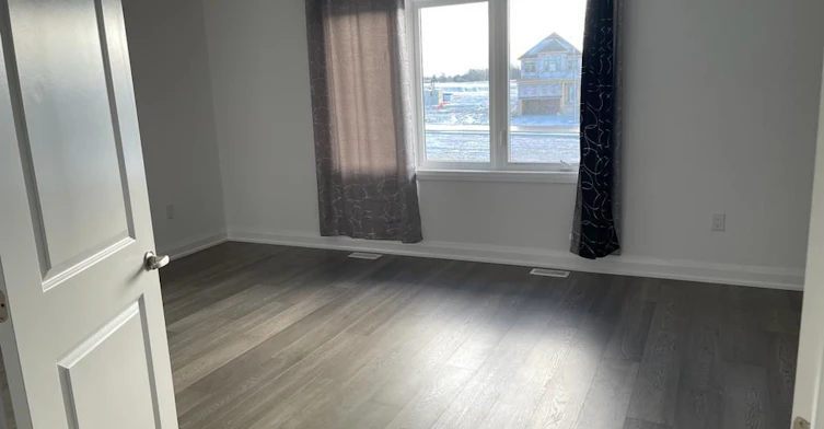 15 Barnyard Trail, Barrie, ON, L9J 0Y1 - 9