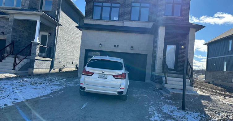 15 Barnyard Trail, Barrie, ON, L9J 0Y1