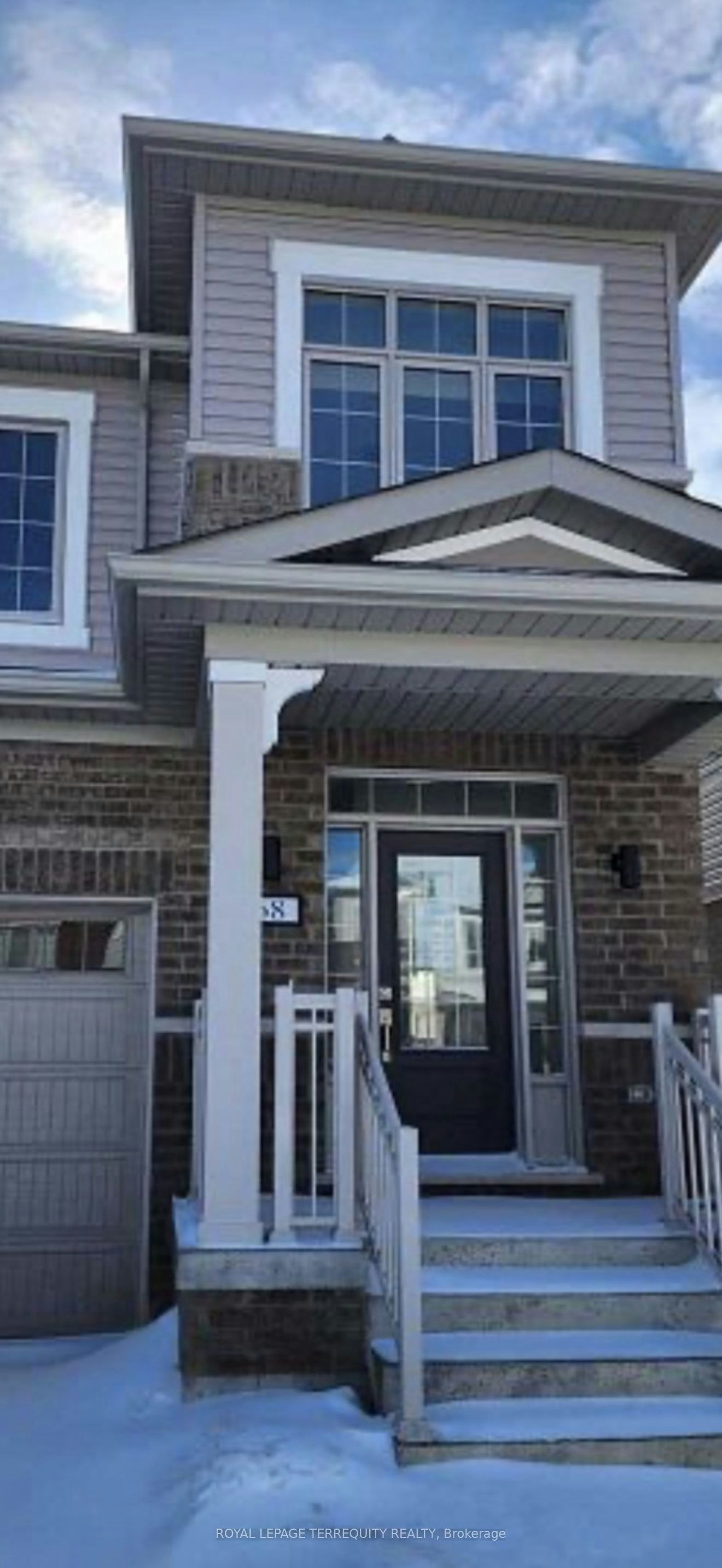 68 Copperhill Heights, Barrie, ON, L9J 0K6