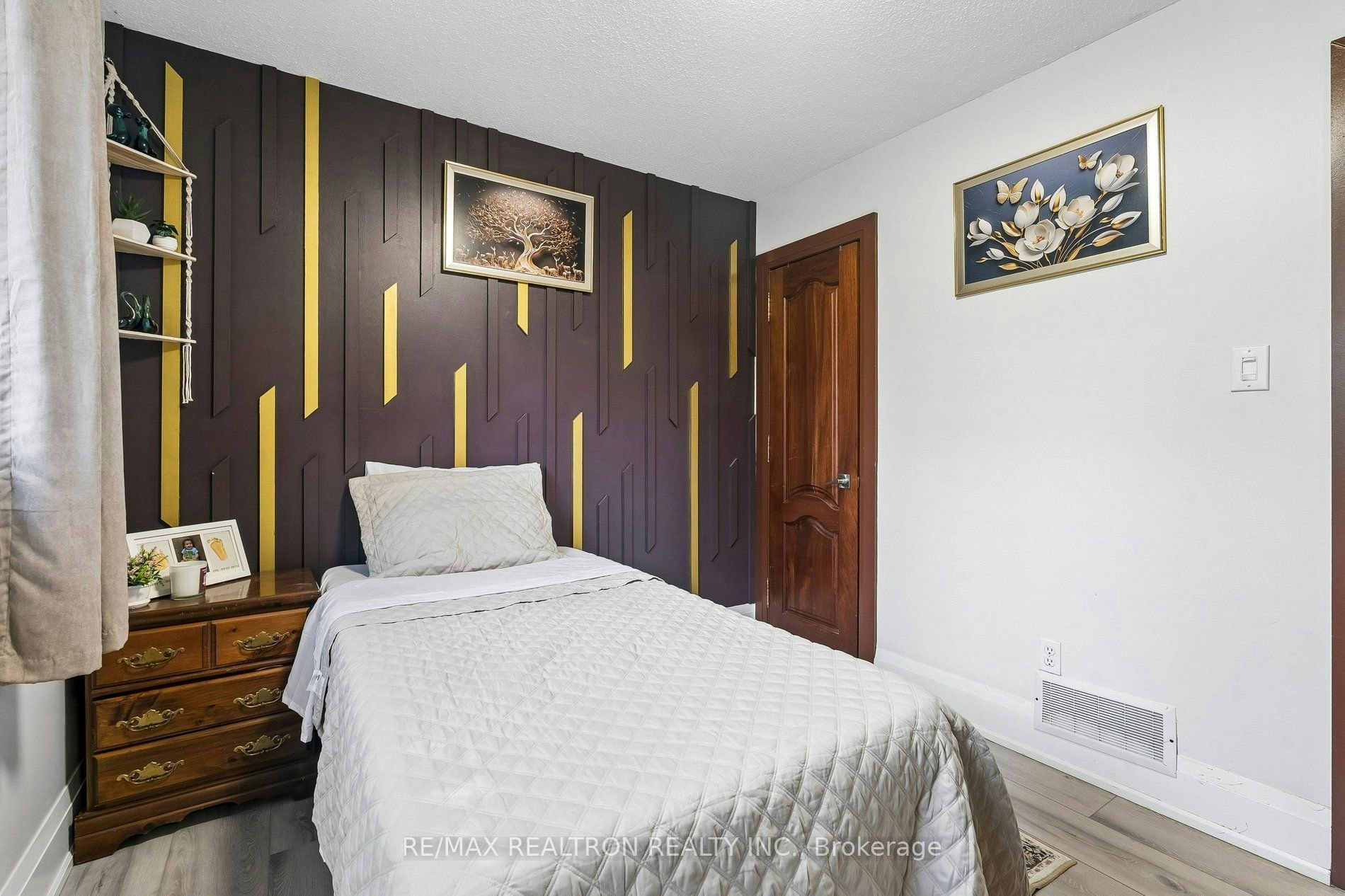 Upper-101 Marshall Street, Barrie, ON, L4N 4K7 - 21
