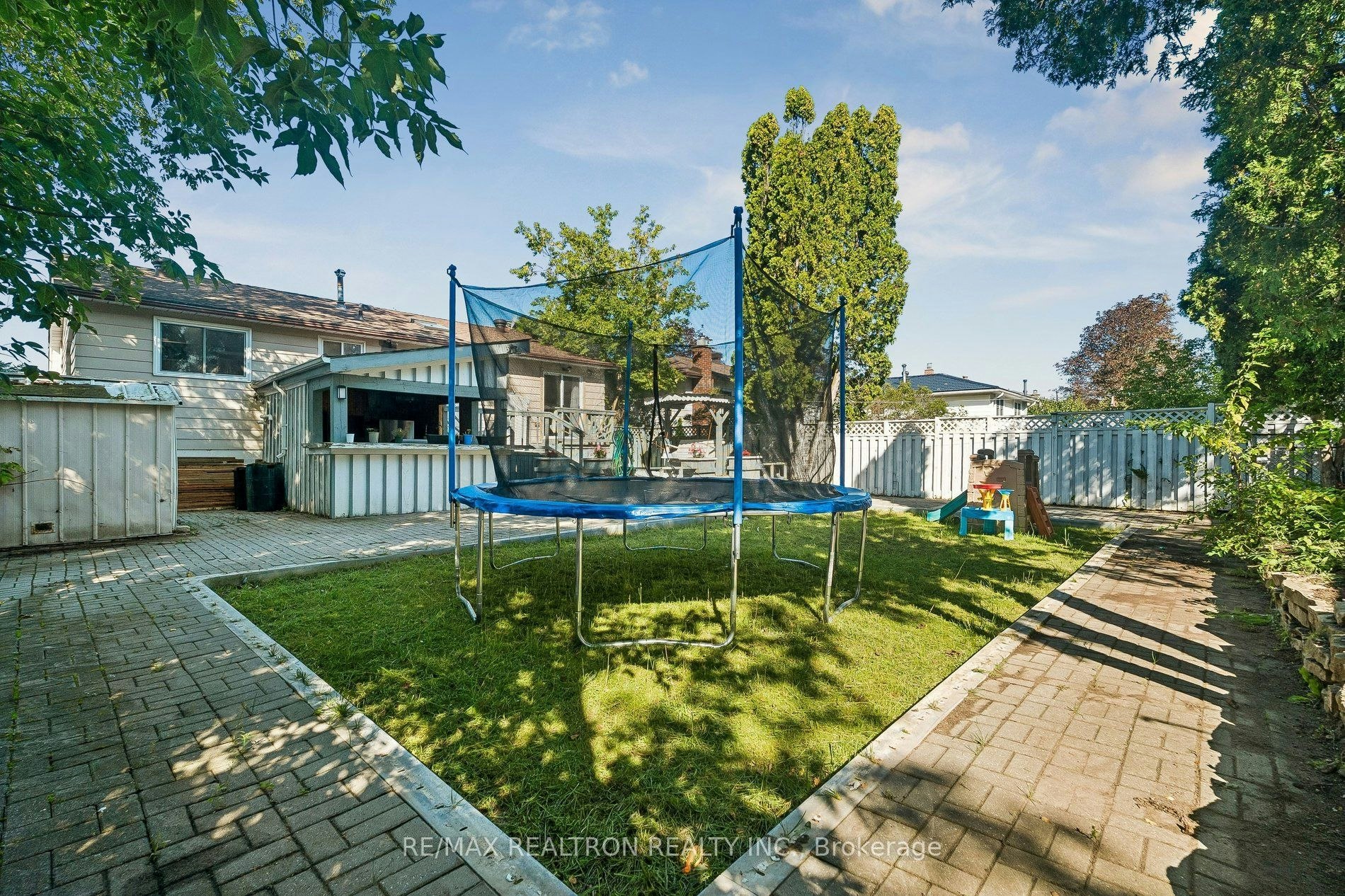 Upper-101 Marshall Street, Barrie, ON, L4N 4K7 - 37