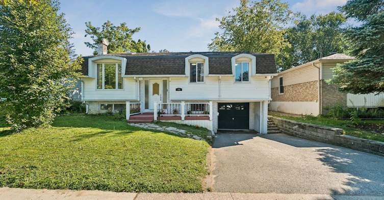 Upper-101 Marshall Street, Barrie, ON, L4N 4K7