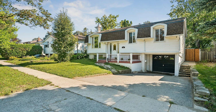 Upper-101 Marshall Street, Barrie, ON, L4N 4K7 - 3