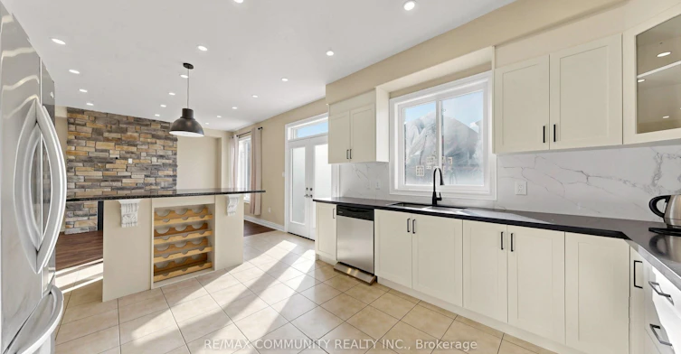 53 Jewel House Lane, Barrie, ON, L4N 8J7 - 8
