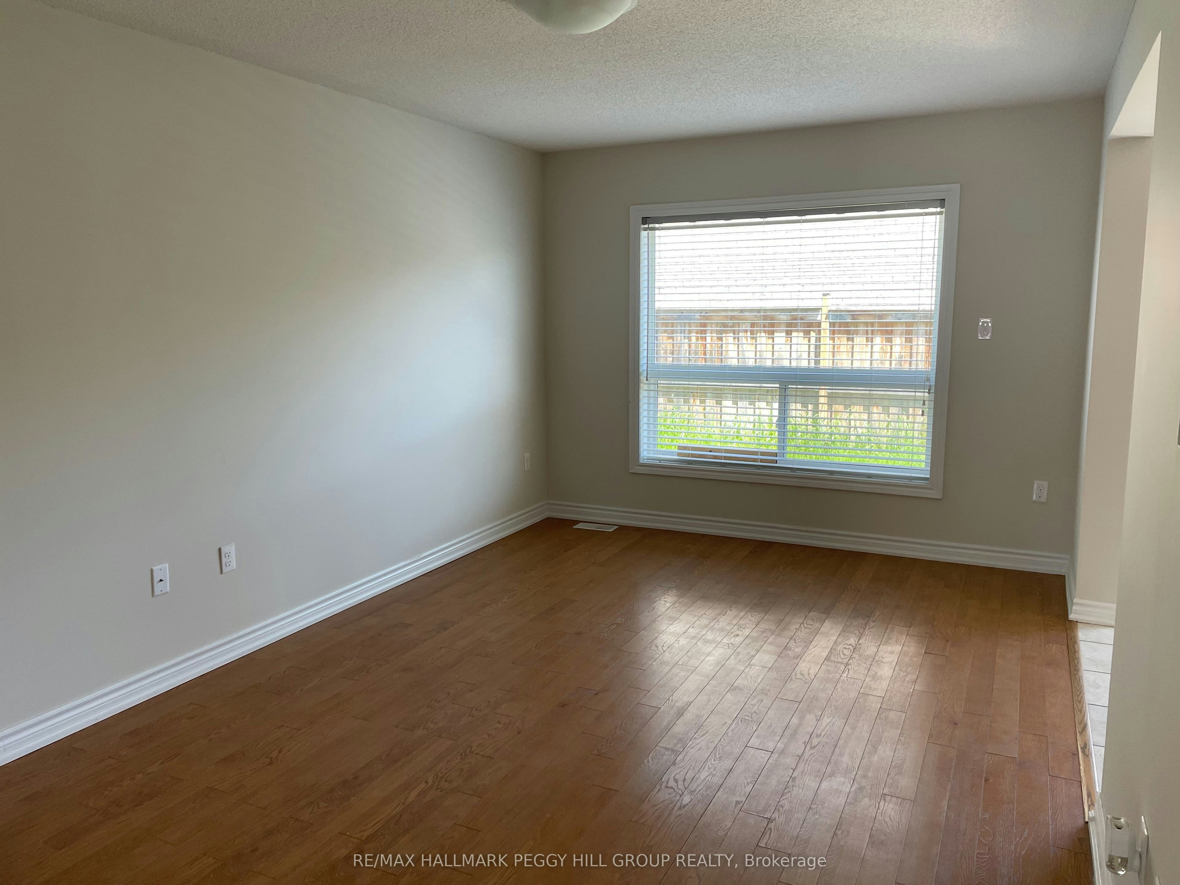 20 Crew Court, Barrie, ON, L4N 5S4 - 2