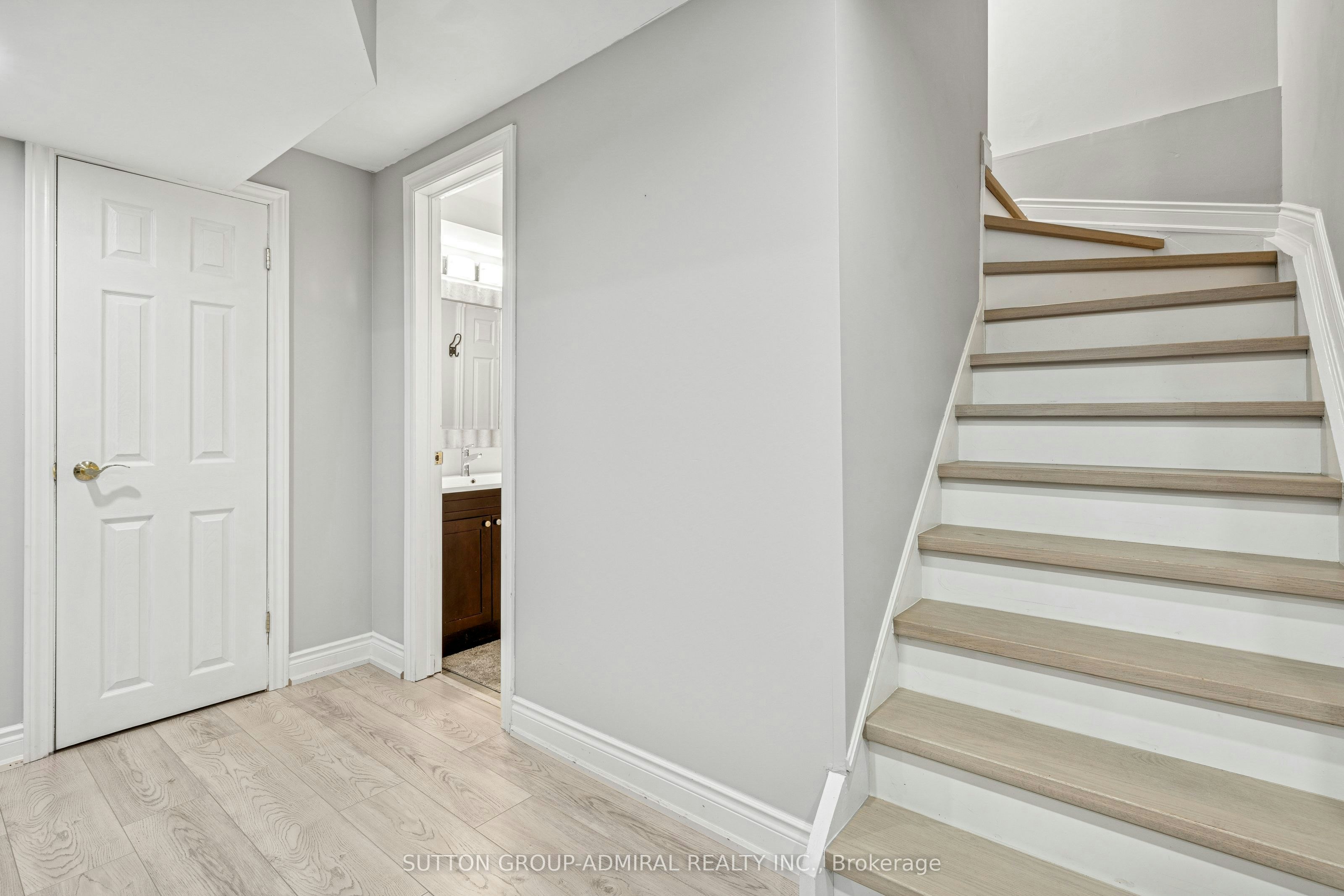 39 Churchland Drive, Barrie, ON, L4N 8P9 - 37