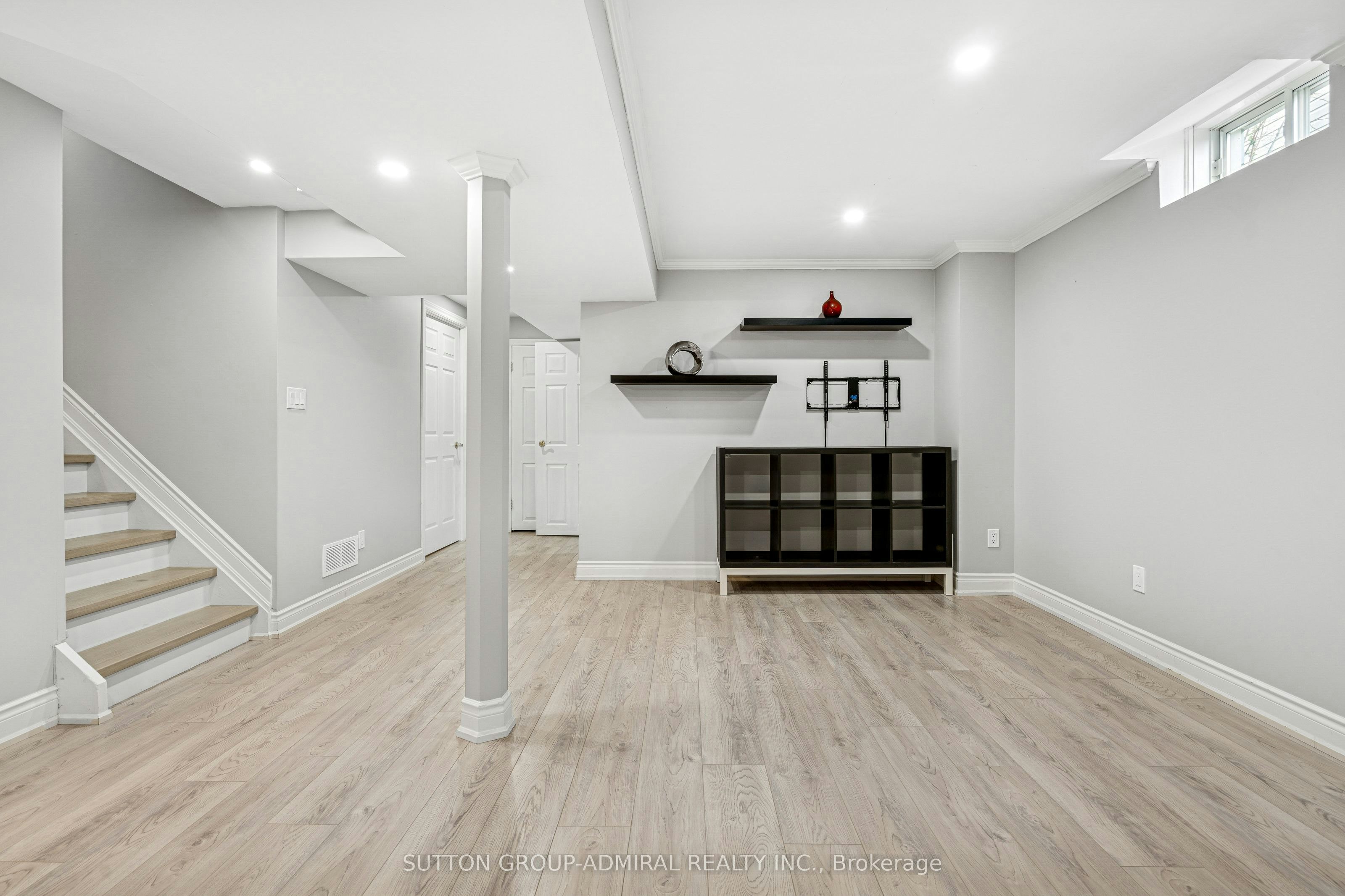 39 Churchland Drive, Barrie, ON, L4N 8P9 - 32