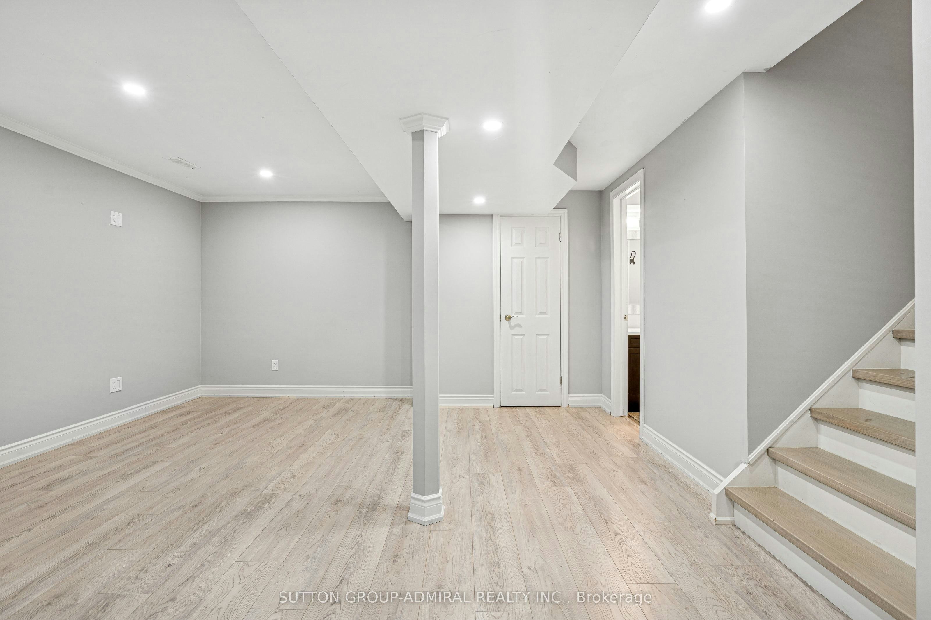 39 Churchland Drive, Barrie, ON, L4N 8P9 - 34