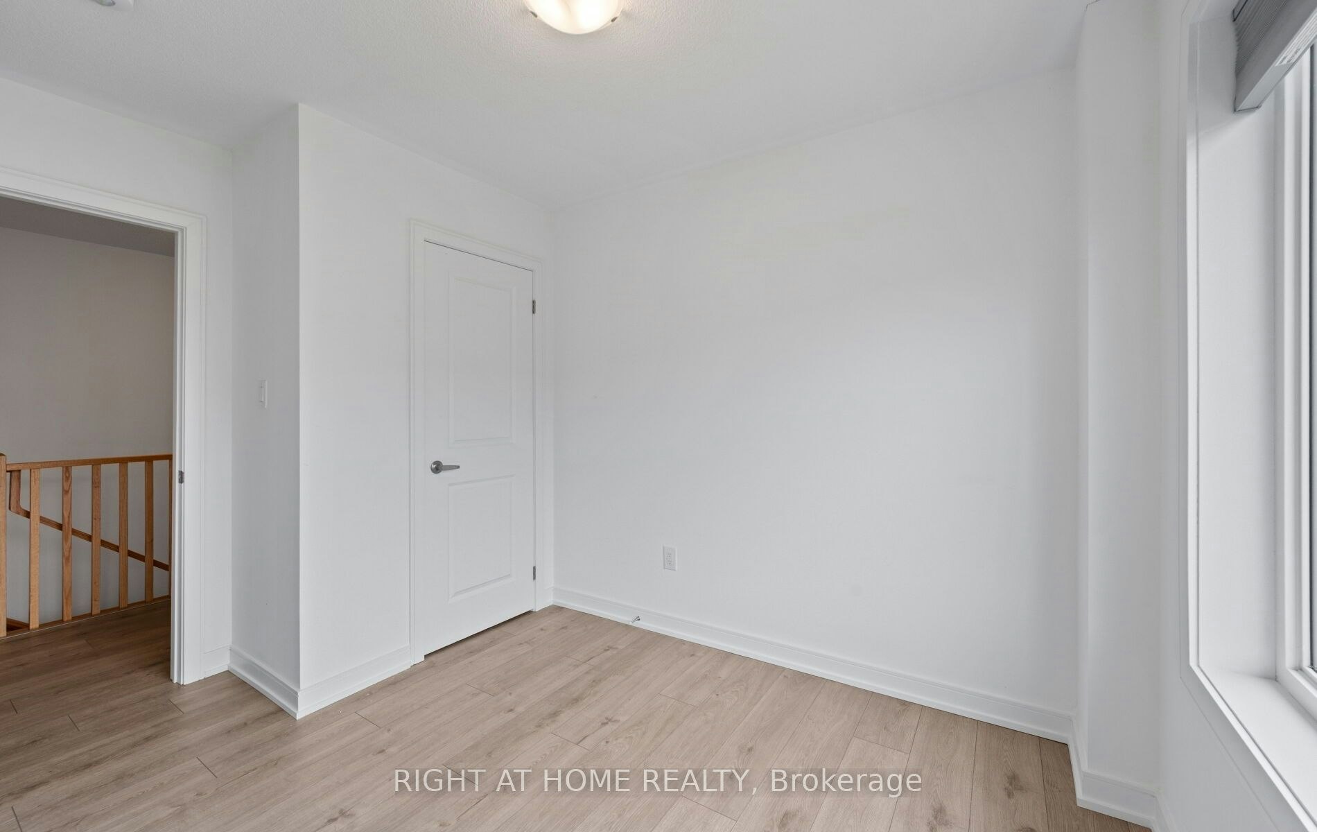 13 Magnolia Lane, Barrie, ON, L9J 0N9 - 30