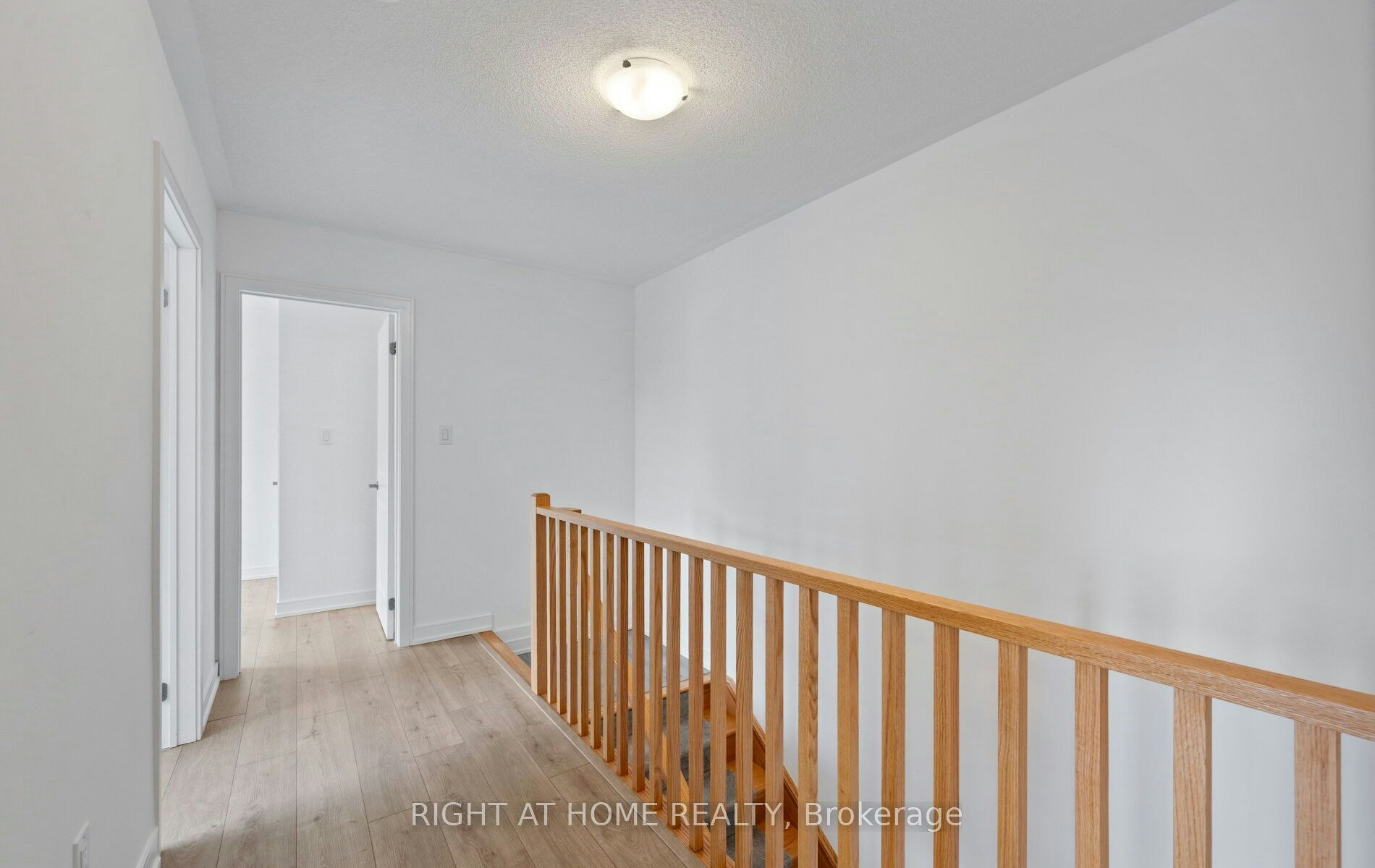 13 Magnolia Lane, Barrie, ON, L9J 0N9 - 21