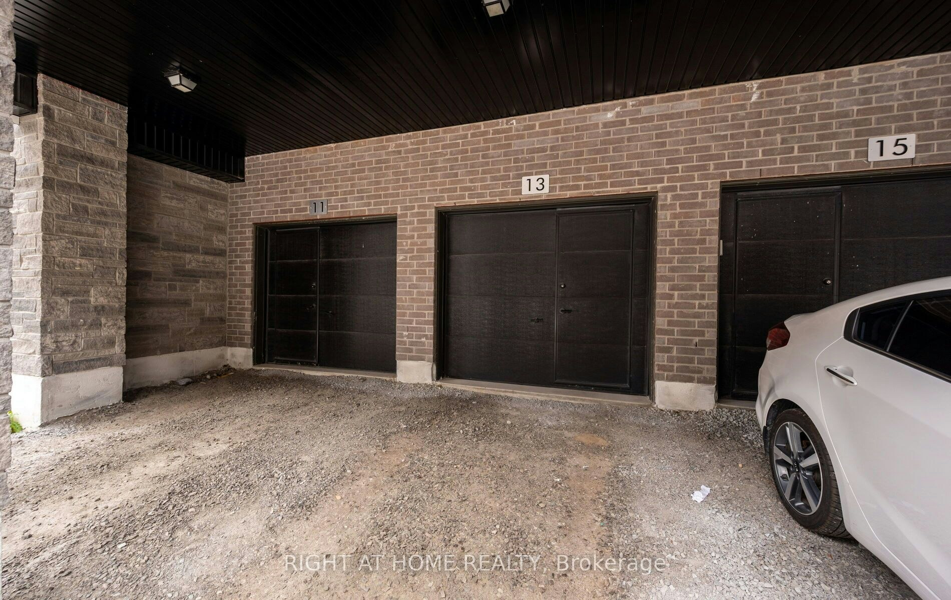 13 Magnolia Lane, Barrie, ON, L9J 0N9 - 35