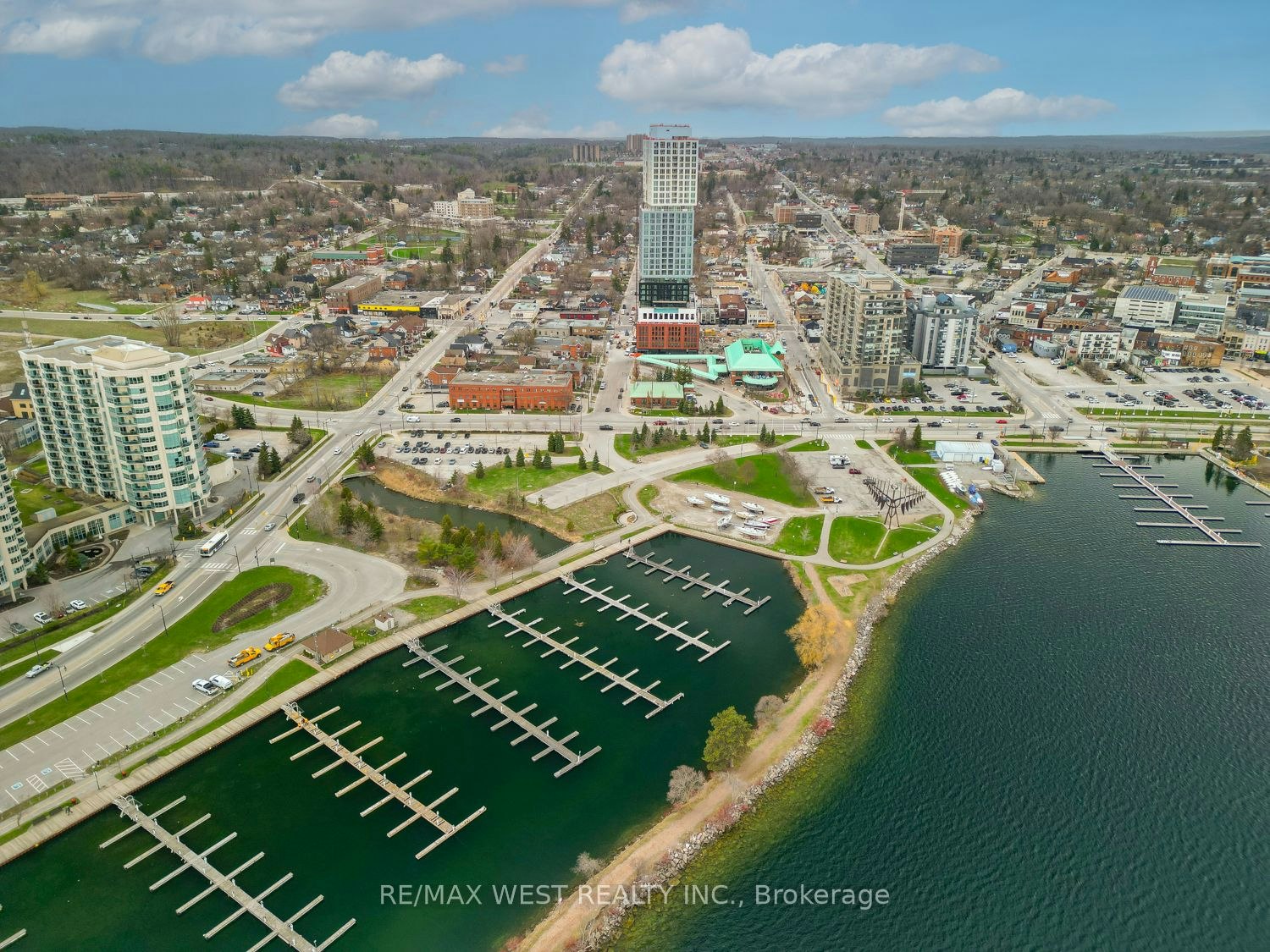 1210-39 Mary Street, Barrie, ON, L4N 1S9