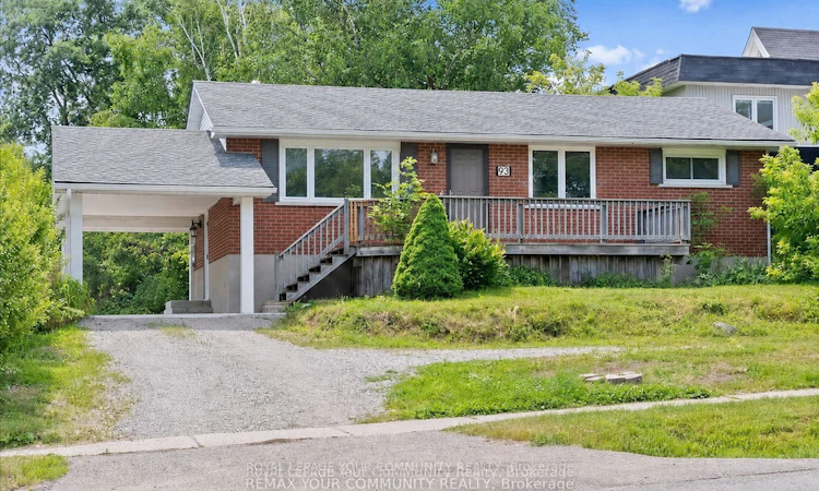 93 Westmount Drive S