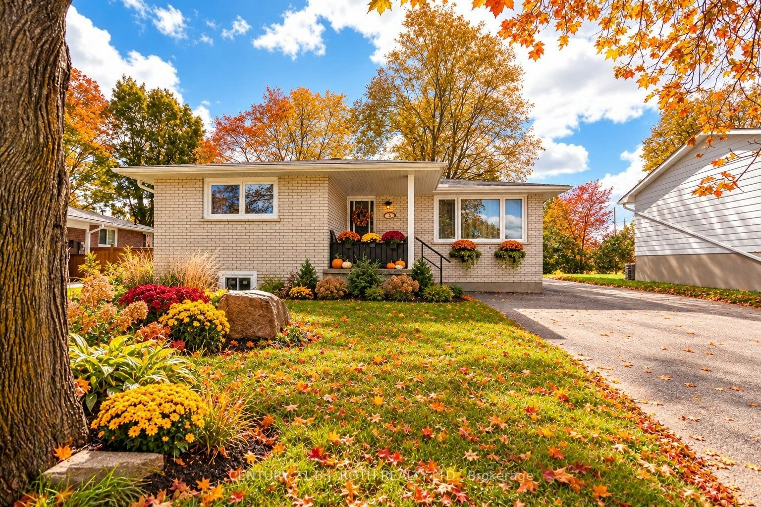 5 East Gate, Barrie, ON, L4M 2V9