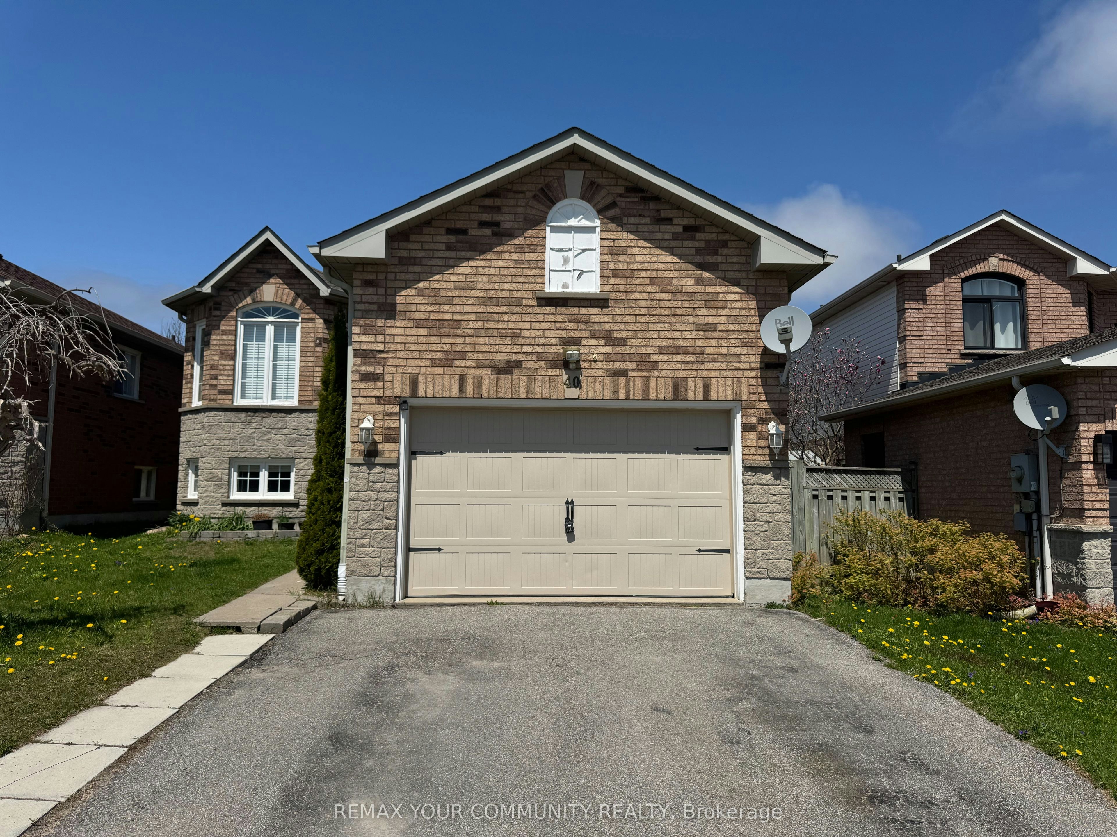 Lower-40 Leslie Avenue, Barrie, ON, L4N 9P1